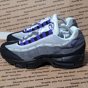 Nike Air Max 95 Gray and Purple Sneakers